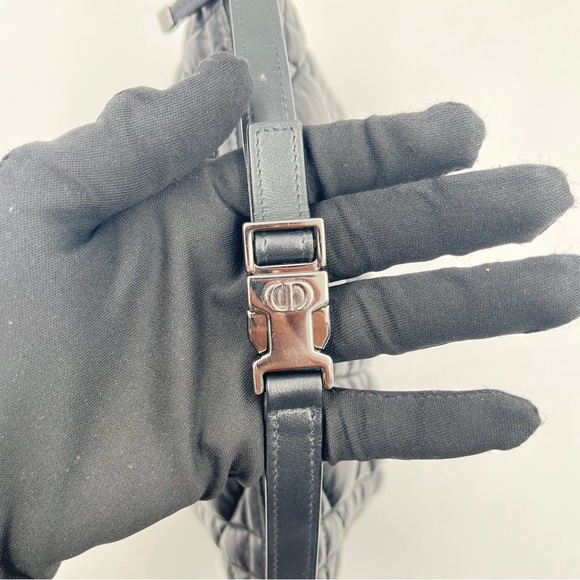 DIOR Travel Nomad Pouch Black Cannage Quilted Leather - Picture 7 of 9